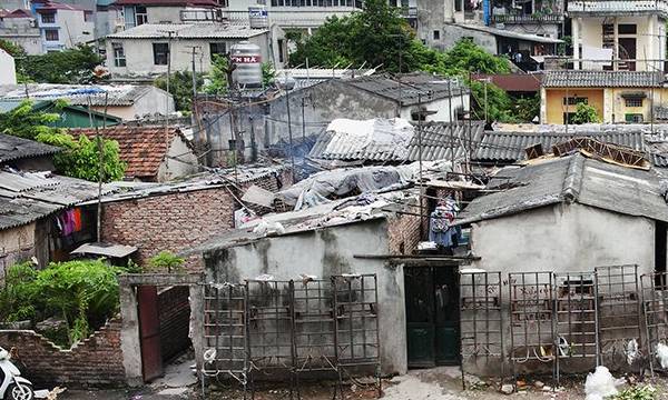 World Bank warns 100 million people may fall into 'extreme poverty' because of COVID-19